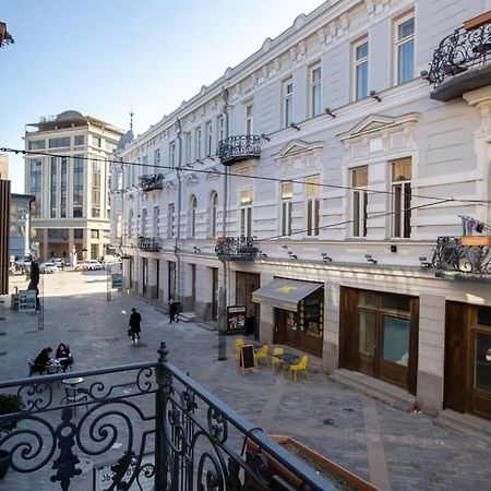 Stylish 2Br Apt In The Heart Of Old Τυφλίδα Εξωτερικό φωτογραφία